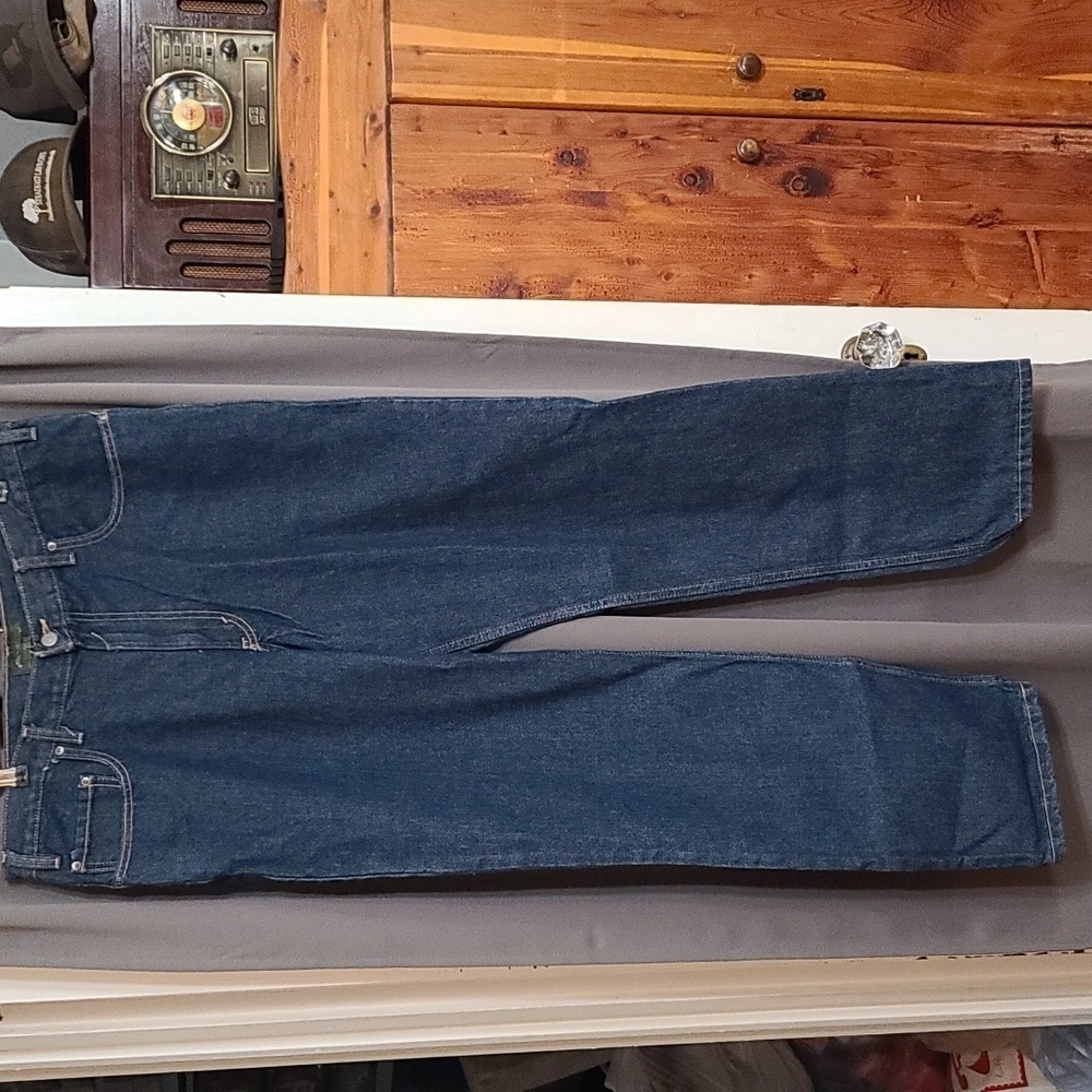 Eddie‎ Bauer Mens Classic Fit Jeans Stain/Wrinkle Resistant Pockets 38x34 NWOT??